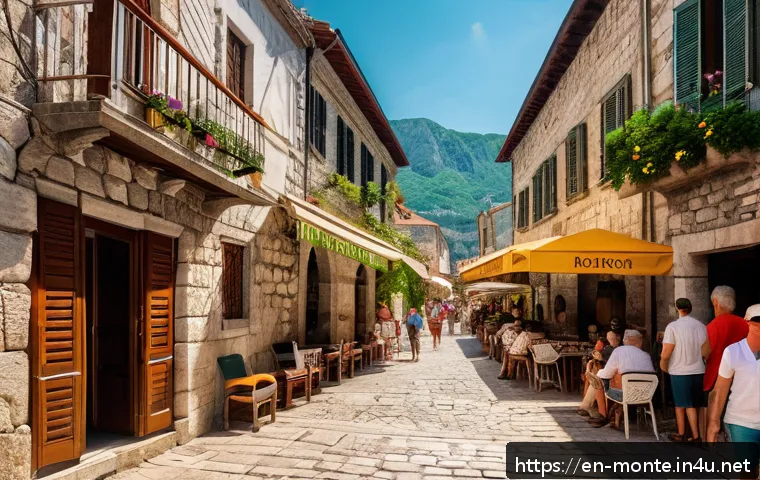 몬테네그로 치안 수준 - A vibrant street scene in Kotor Old Town, Montenegro, bustling with tourists during the summer. The ...